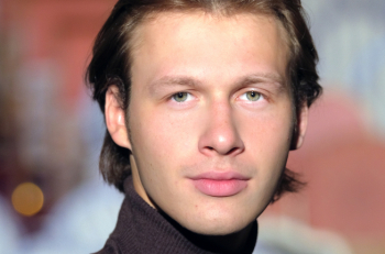 С Днем Рождения поздравляем актера Павла Галынского