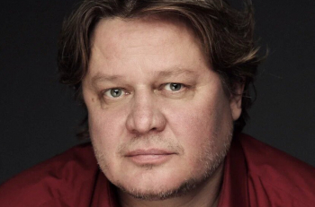 Сегодня День Рождения отмечает засл.арт.РФ Алексей Осипов