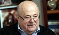 /news/aleksandr-kalyagin-stal-pochetnym-grazhdaninom-kirovskoy-oblasti/