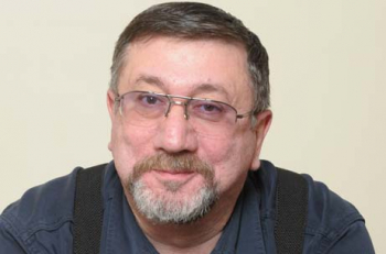 Сегодня День Рождения отмечает засл.арт.РФ, заведующий труппой нашего театра - Сергей Тонгур