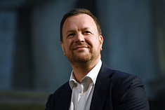 /news/pamyati-leonida-osharina-/