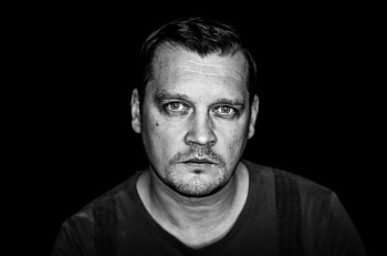 Сегодня День Рождения отмечает актер "Et Cetera" Иван Косичкин