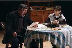 /news/video-otryvki-iz-literaturno-poeticheskoy-kompozitsii-zapomni-eti-dni-priurochennoy-k-75-letiyu-pobe/