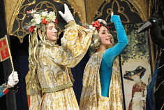 /news/novye-ispolniteli-v-spektakle-tayna-tetushki-melkin/