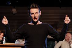 /news/pozdravlyaem-aktera-kirilla-shcherbinu-s-dnem-rozhdeniya/