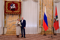 /news/aktrise-natalii-zhitkovoy-prisvoeno-zvanie-pochetnyy-deyatel-iskusstv-goroda-moskvy/