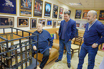 Сегодня состоялся прием макета спектакля "Ревизор"