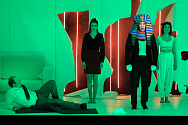 /news/portal-mos-ru-tri-plyus-kot-shekspir-i-muzyka-kakie-premery-pokazhet-teatr-et-cetera-v-yubileynom-se/