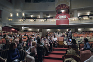 /news/vchera-my-proveli-noch-teatrov-v-et-cetera/