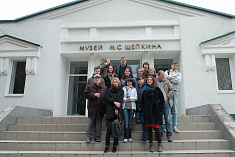 /news/tvorcheskaya-gruppa-spektaklya-serdtse-ne-kamen-v-belogorode/