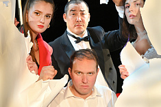 /news/teatralnaya-afisha-stolitsy-o-premernom-spektakle-tri-plyus-kot/