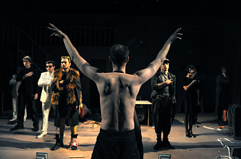 Голосуйте за нас на премии "Звезда "Театрала".