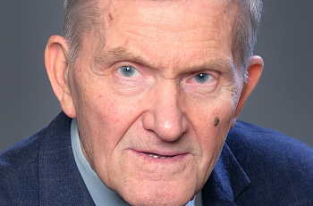 На 84-м году ушел из жизни наш сотрудник, столяр - Евгений Зайцев