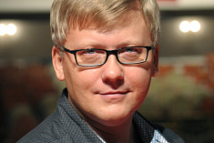 /news/akter-aleksandr-zhogol-otmechaet-segodnya-den-rozhdeniya/