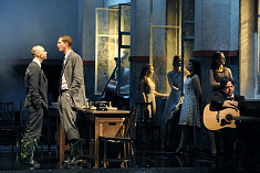 /news/spektakl-utinaya-okhota-pretendent-na-teatralnuyu-premiyu-std-gvozd-sezona/