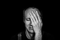 /news/pozdravlyaem-s-dnem-rozhdeniya-aktera-antona-pakhomova/