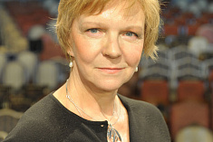 /news/pozdravlyaem-s-dnem-rozhdeniya-narodnuyu-artistku-rf-tatyanu-vladimirovu/