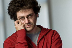 /news/segodnya-den-rozhdeniya-otmechaet-rezhisser-vazhdi-muavad/