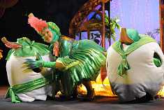 /news/novye-ispolniteli-v-spektakle-vanya-i-krokodil/