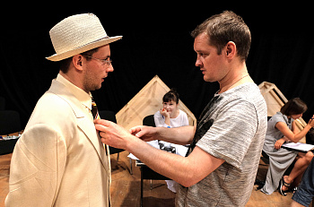 Сегодня в спектакле «Лодочник» одну из ролей исполнит режиссер Иван Косичкин