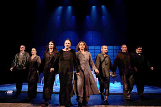 /news/den-pyatyy-spektakl-pozhary-v-khabarovske/