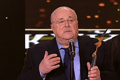 /news/aleksandr-kalyagin-laureat-natsionalnoy-kinematograficheskoy-premii-zolotoy-orel/