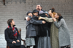 /news/ekran-i-stsena-o-blazhennom-ostrove-lyudi-ne-ubivayte-drug-druga/