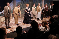 /news/blagotvoritelnyy-spektakl-zavtrak-u-predvoditelya-dlya-dlya-podshefnykh-tsentralnogo-doma-rossiyskoy/