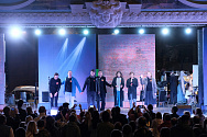 /news/polveka-russkoy-poezii-artisty-et-cetera-na-prazdnovanii-dnya-goroda/