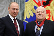 /news/vladimir-putin-vruchil-aleksandru-kalyaginu-orden-za-zaslugi-pered-otechestvom-ii-stepeni/