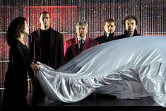 /news/2-3-i-29-oktyabrya-sostoitsya-premera-spektaklya-tsiniki/