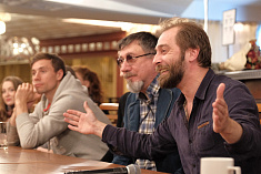 /news/vstrecha-tvorcheskoy-komandy-spektaklya-utinaya-okhota-so-zritelyami/