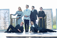 /news/spektakl-vash-chekhov-na-festivale-teatralnye-vykhodnye-v-parke-zaryade/