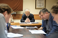 /news/nachalis-repetitsii-spektaklya-po-pese-rustama-ibragimbekova/
