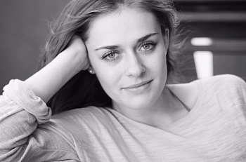 С Днем Рождения поздравляем актрису Марию Милешкину