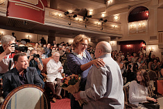 /news/segodnya-sostoyalsya-sbor-truppy-teatra-et-cetera/