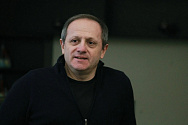 /news/segodnya-den-rozhdeniya-otmechaet-teatralnyy-rezhisser-grigoriy-dityatkovskiy-/